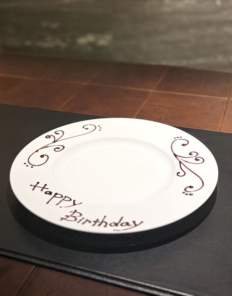 Anniversary message plate