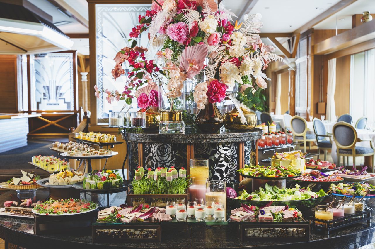 Summer vacation　Go to Four Seasons’ desserts & French buffet!!