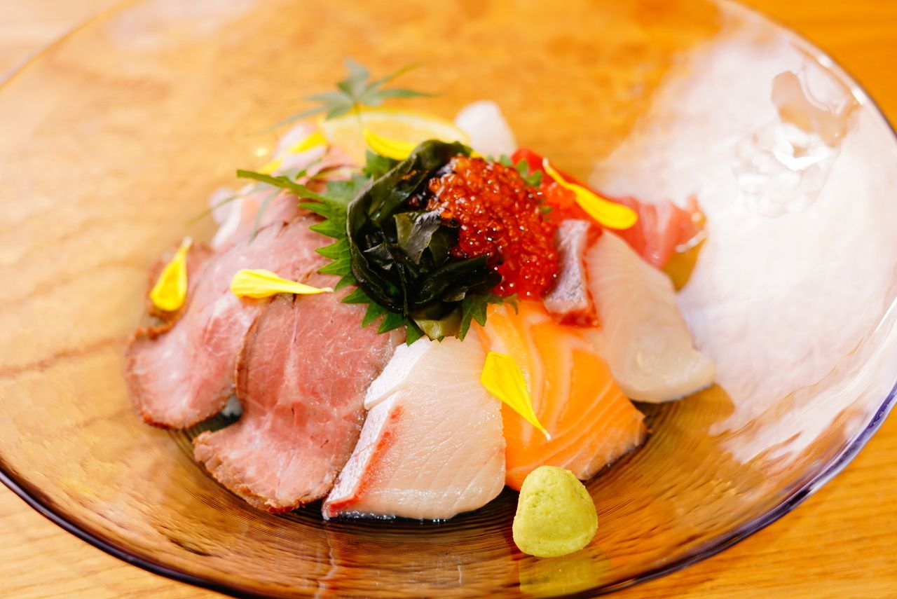 Wagyu & Sashimi on the rice