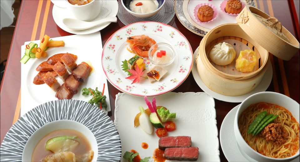 平日期間限定　◇ 暑気払いプラン　◇　10,000円→8,000円にて ２時間飲み放題付き【個室もご利用可】　■薬膳風蒸しスープ・ソフトシェルシュリンプ・黒酢スブタ等全7品■　(8/8～8/16)