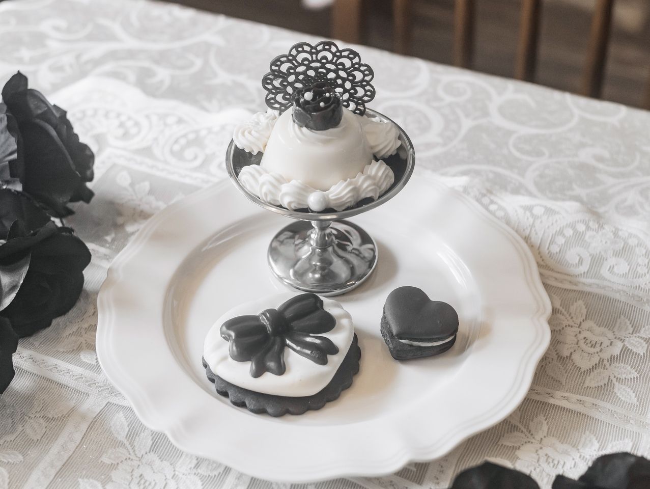 Black Ribbon Mousse Cake Set