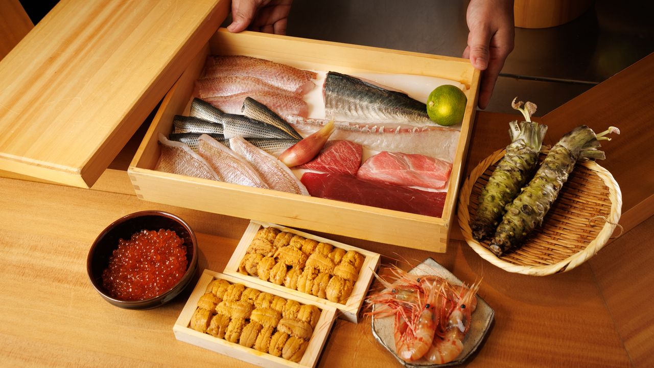 【Omakase Course of Sushi and Appetizers】