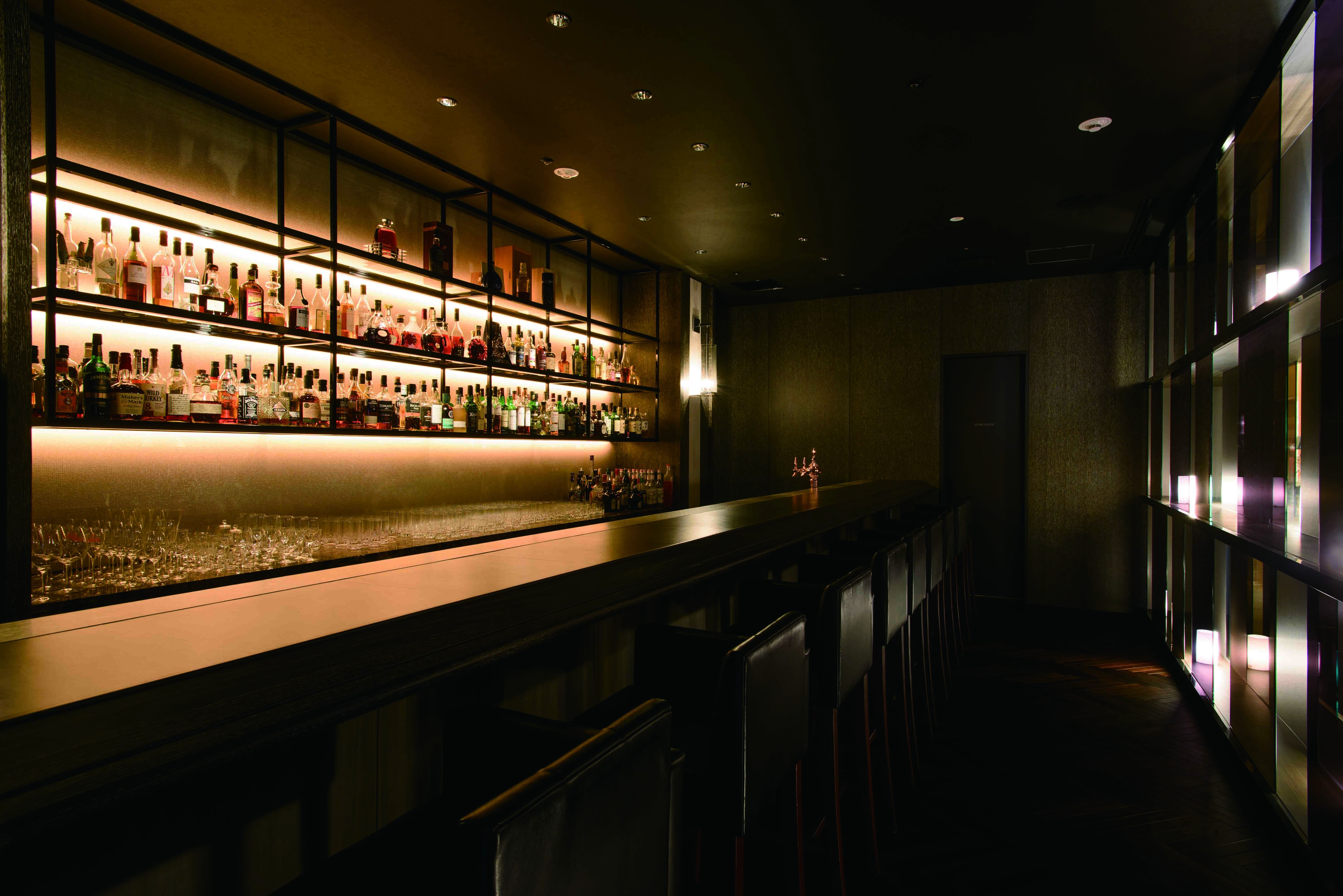 ラウンジ＆バー ハカタガワ