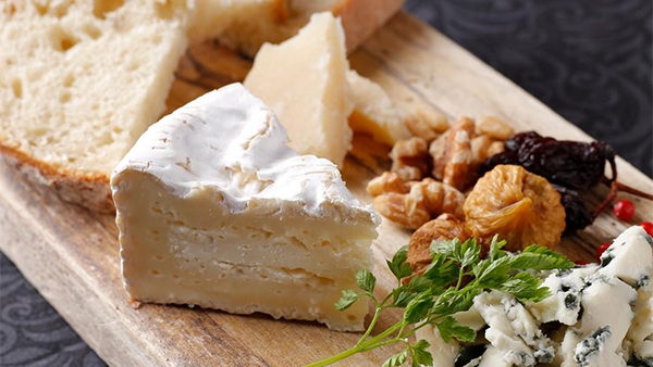 Whisky Bottle Bar DEN SANNOMIYA