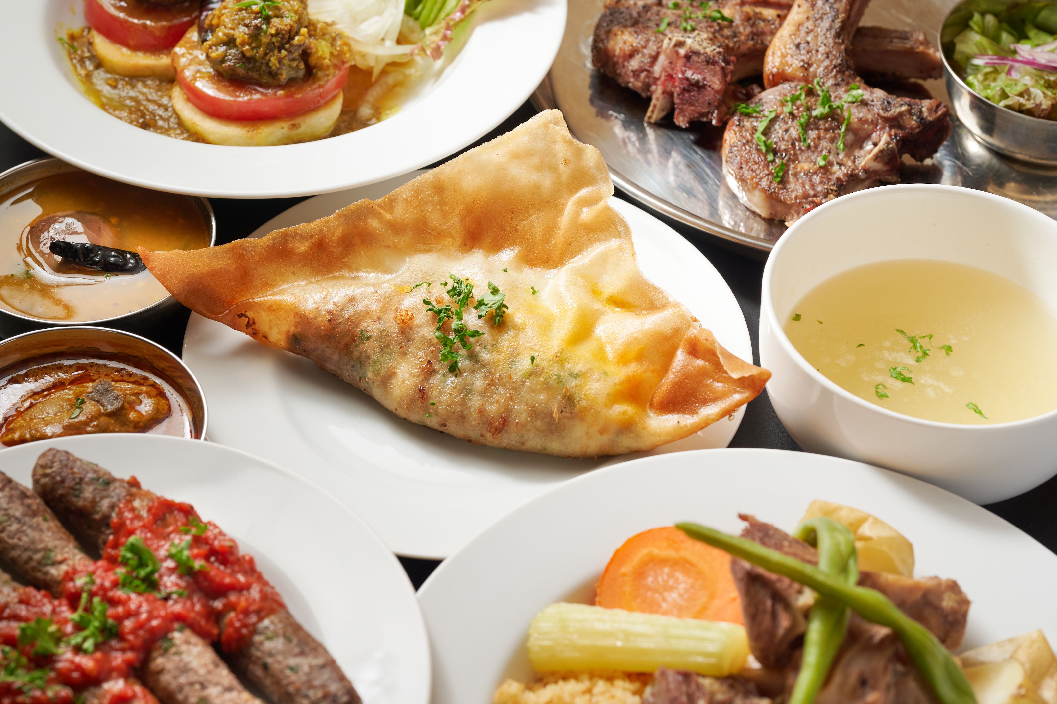 Genso Bistro Hitsujiya Jimbocho Branch