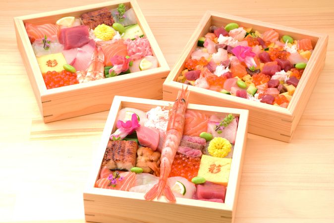 Hako no Sushi Iroakari