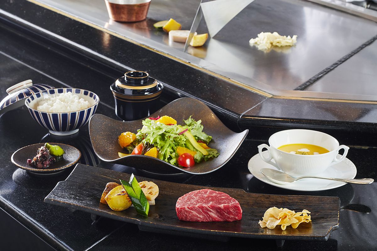 Minami Teppanyaki Restaurant / Swissotel Nankai Osaka