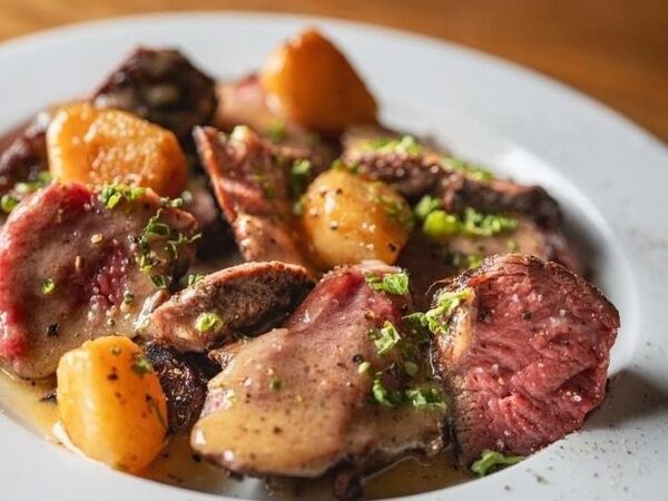 大衆ビストロジル 目黒店