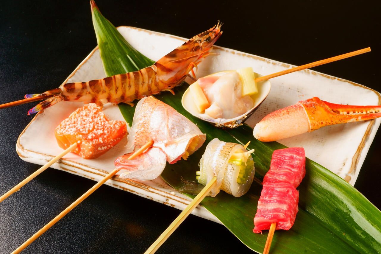 ランチタイム　【六波羅おまかせ】（ディナー特選串15本／前日迄のご予約限定)