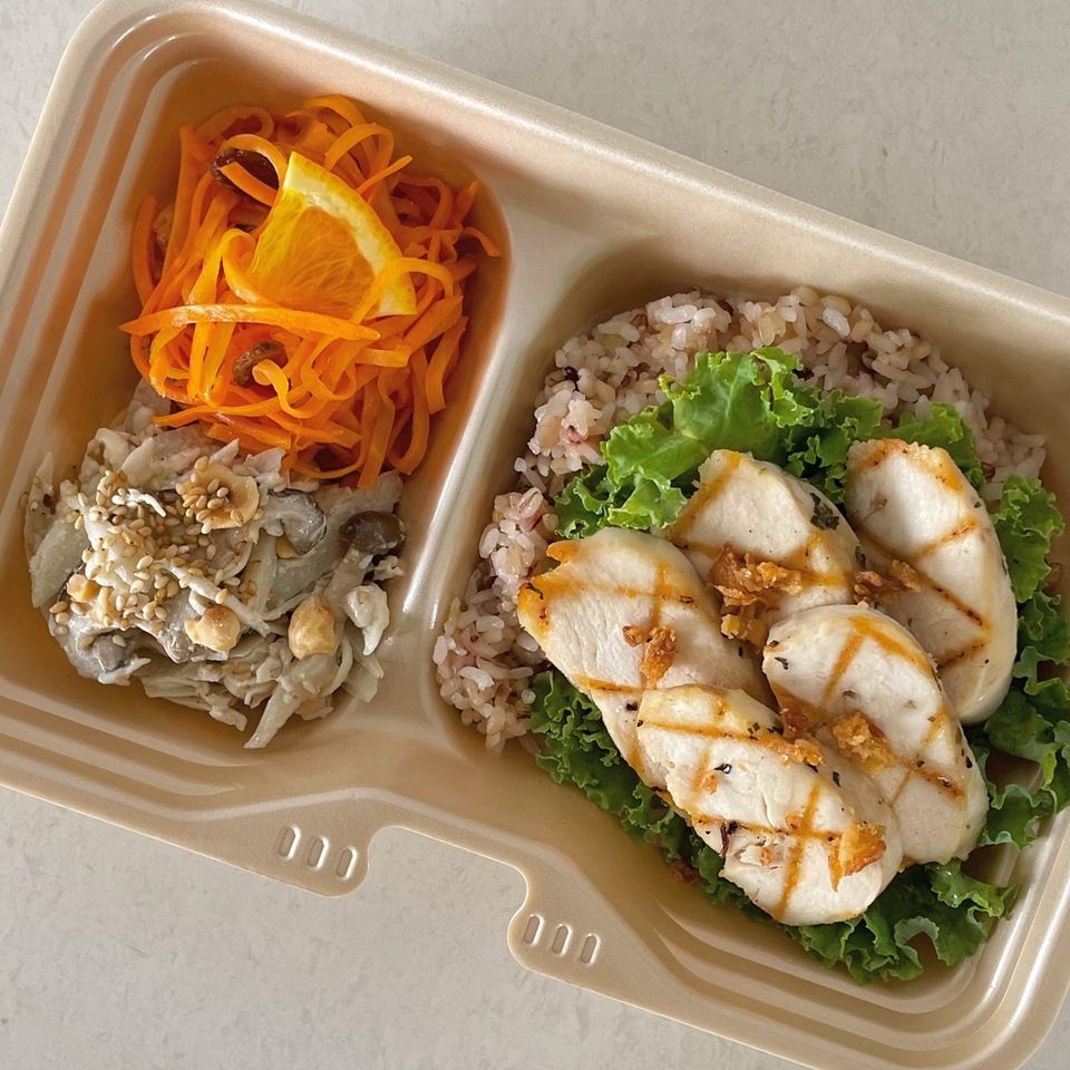 A BENTO チキングリル