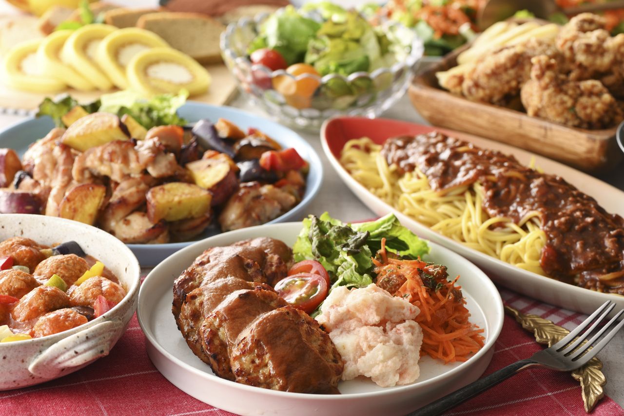 [Weekday Lunch 2,400 yen Hotel Buffet] Standard course with buffet dishes and drink bar