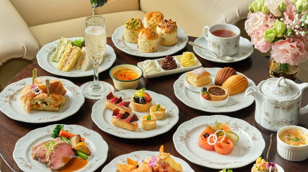 Weekday Festive English Afternoon Tea Buffet with Carving Station