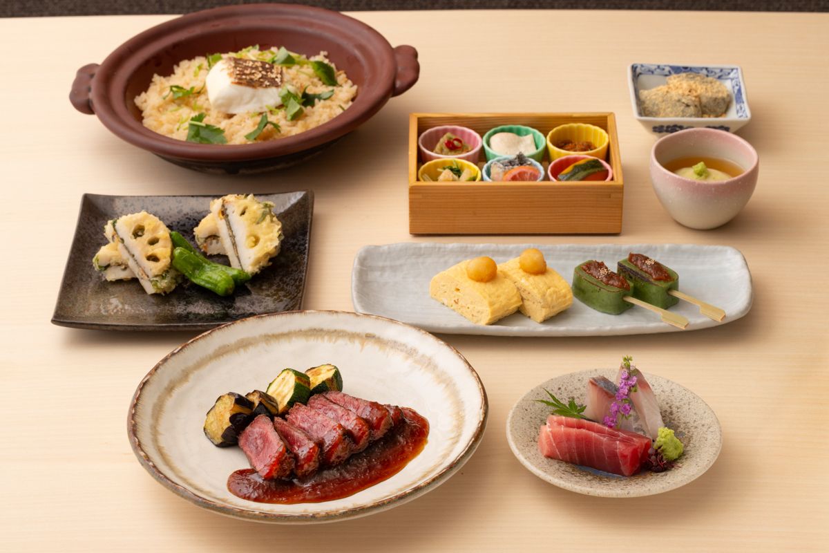 飲み放題付き【華（はな）コース〜】鮮魚のお刺身、出汁巻き玉子と生麩田楽、黒毛和牛の炙り、鯛の羽釜ご飯など全8皿