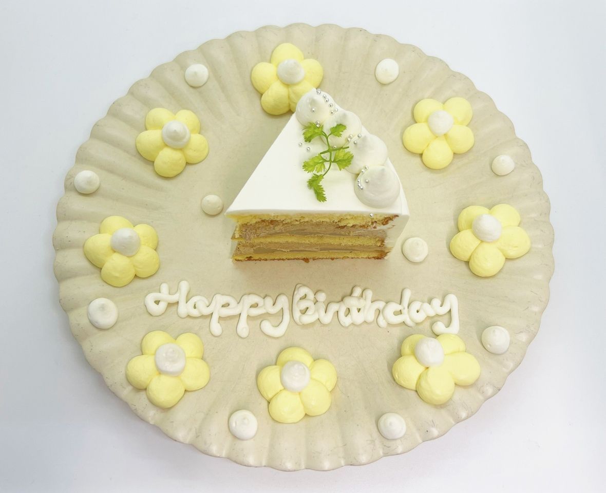 デコレーションプレート_ぷっくりお花（ケーキ1カット分の代金は別途かかります）