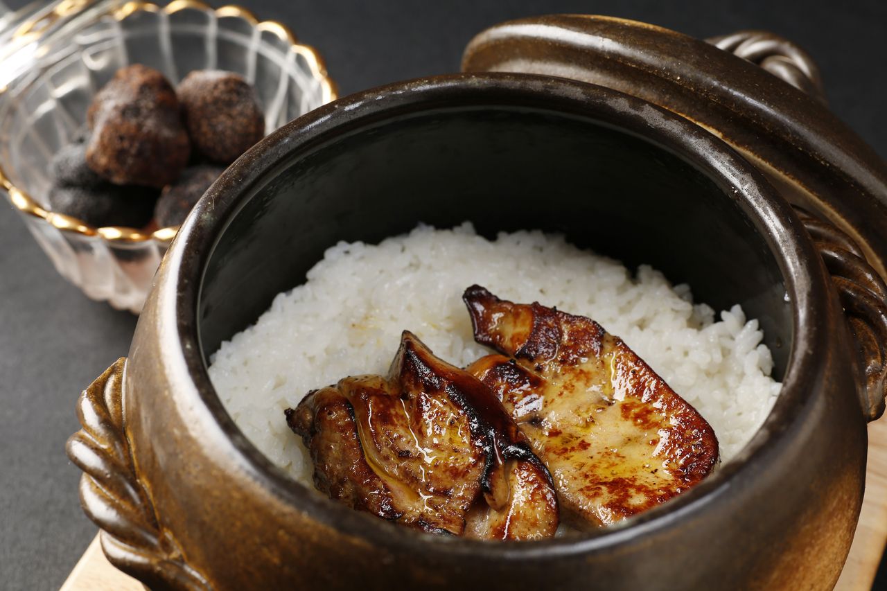 【ぽんが恵比寿店限定 特選コース】名物たたみネギたん塩、シャトーブリアン、特選サーロイン、トリュフとフォアグラの土鍋ご飯など12品