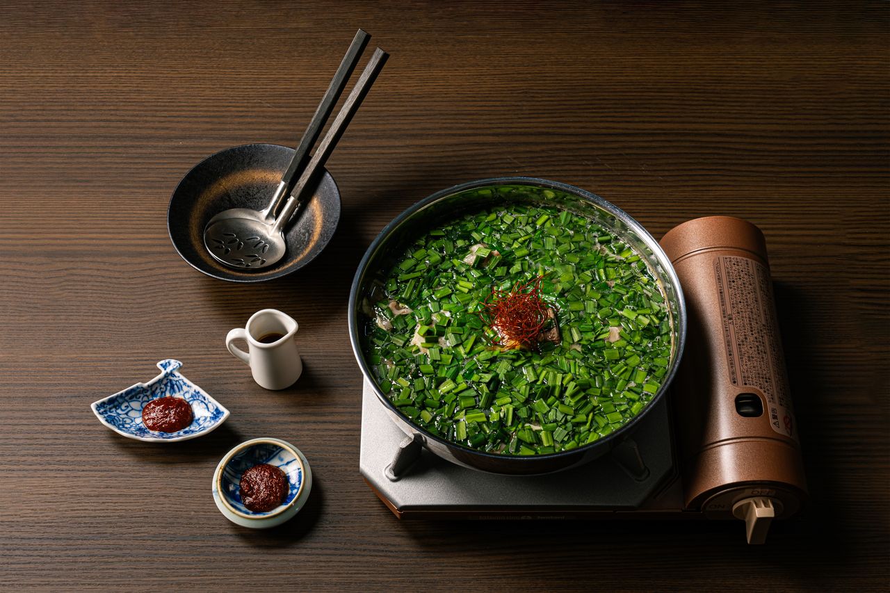 Hakata domestic beef offal hot pot course 3500