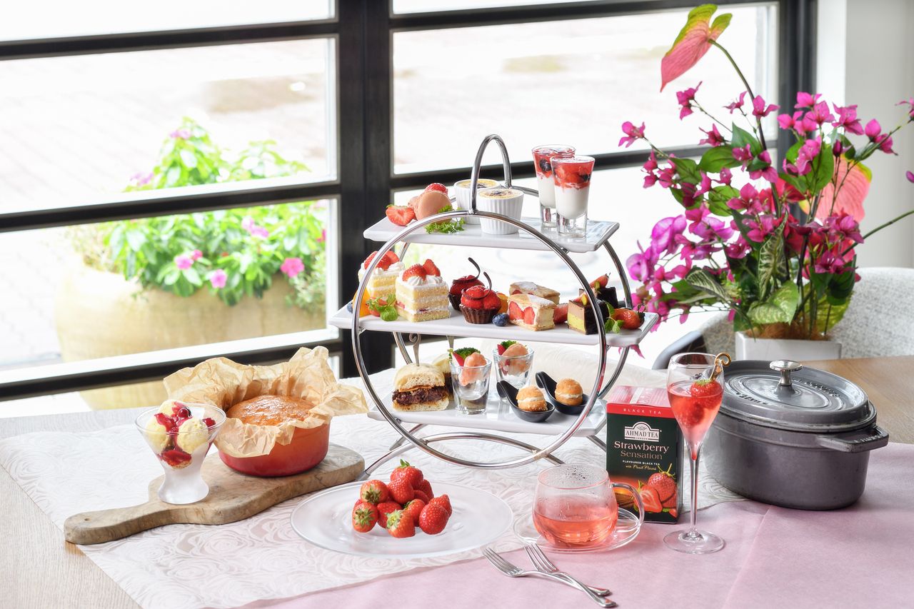 【ランチ】Very  Berry Berry！ Strawberry Afternoon Tea