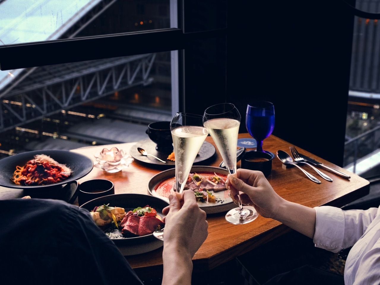 [Premium] 11 dishes in total / Enjoy seasonal and luxurious dishes with a double main course premium dinner with Italian food and a night view