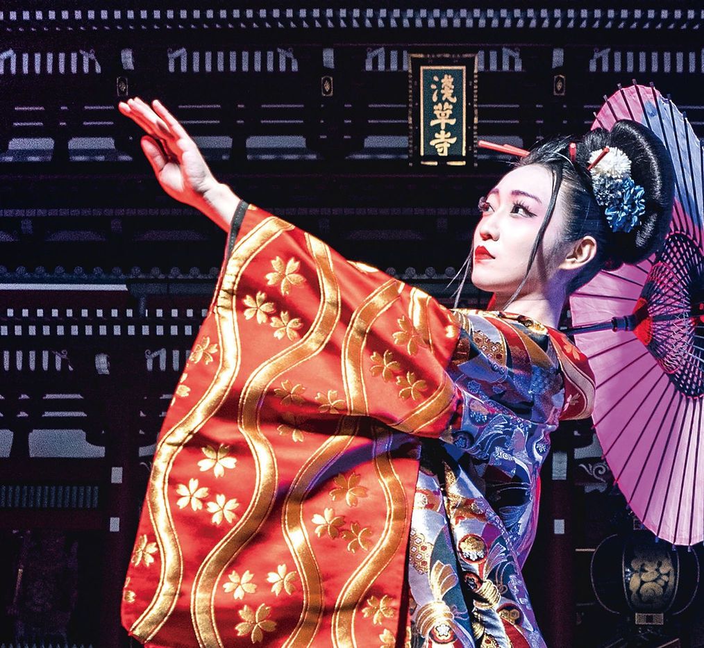 【一般大人(12歳~)16:00開場】 1st show（17:00～18:00）1drink付