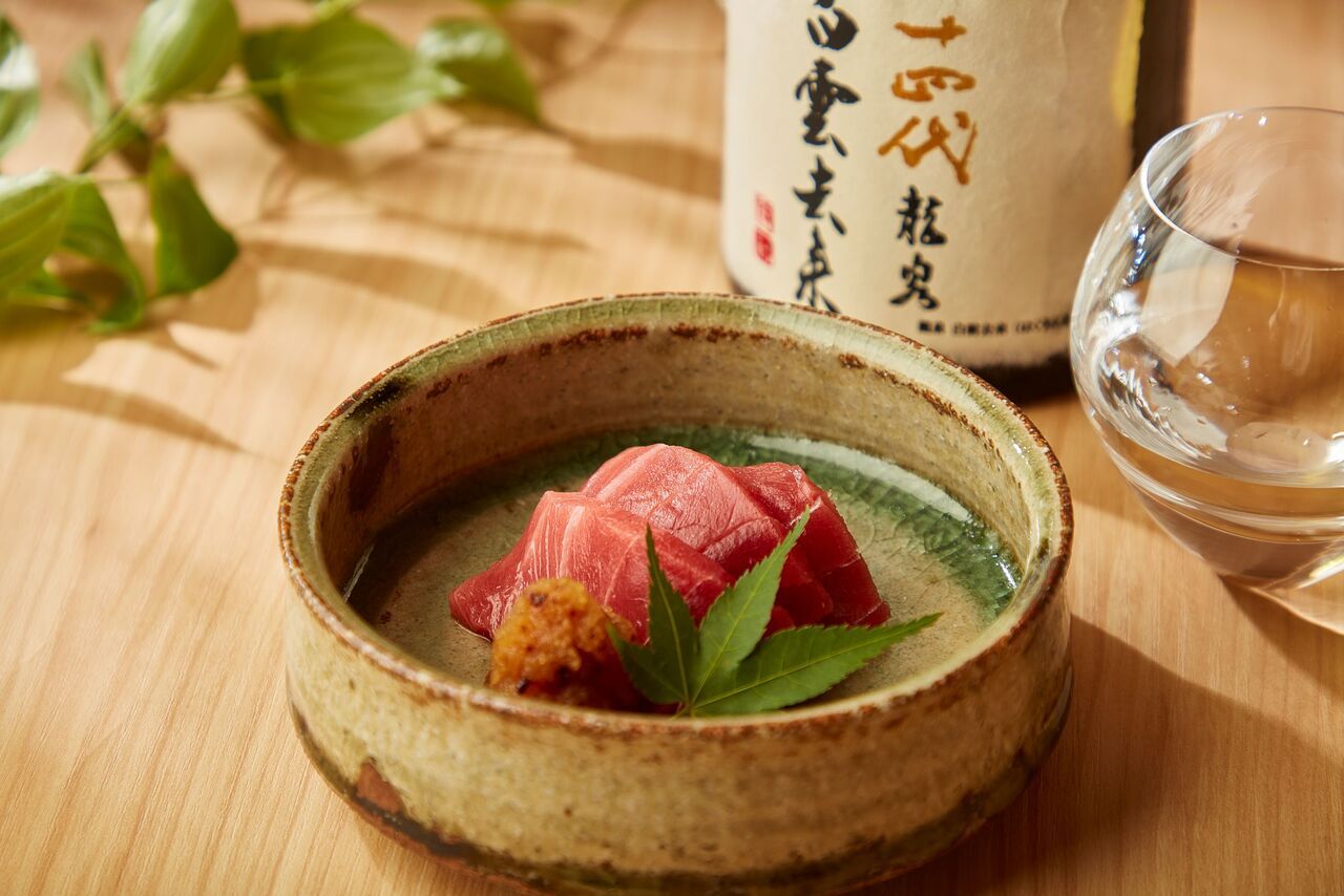 [มื้อค่ำที่เราแนะนำ] คอร์สจับคู่ที่คุณสามารถเพลิดเพลินกับอาหารตามฤดูกาล 11 ชนิดและสาเก 9 ชนิดได้ตามที่คุณต้องการ -Kurabito-