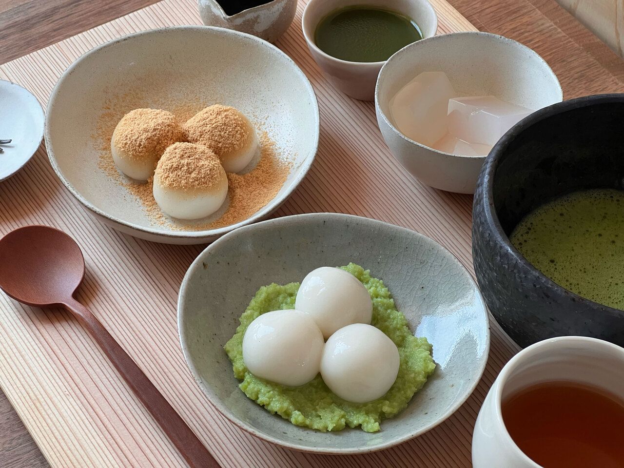 Mitsu Shiratama (three balls x two plates), matcha, mizu yokan (matcha)
