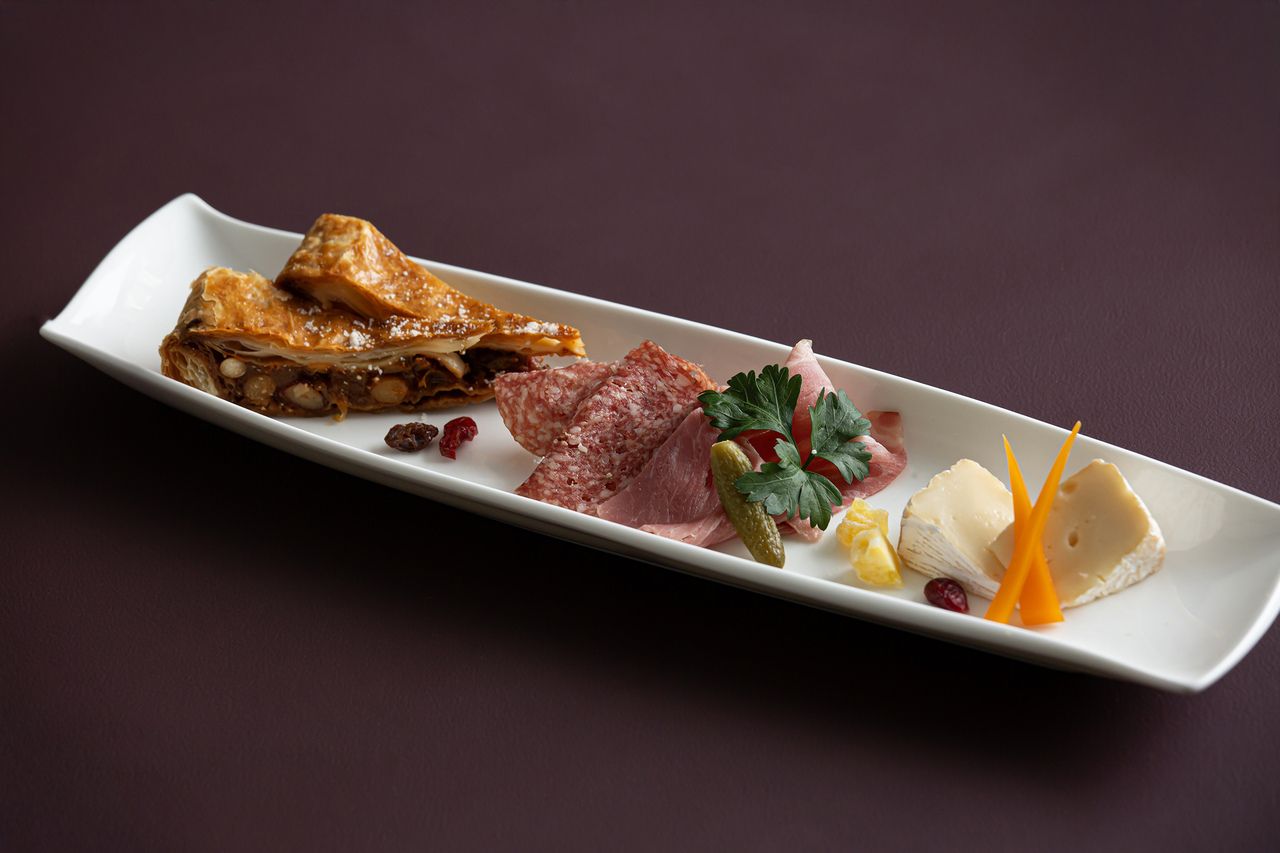 B-Plan(2時間フリードリンク、オードブル付き)