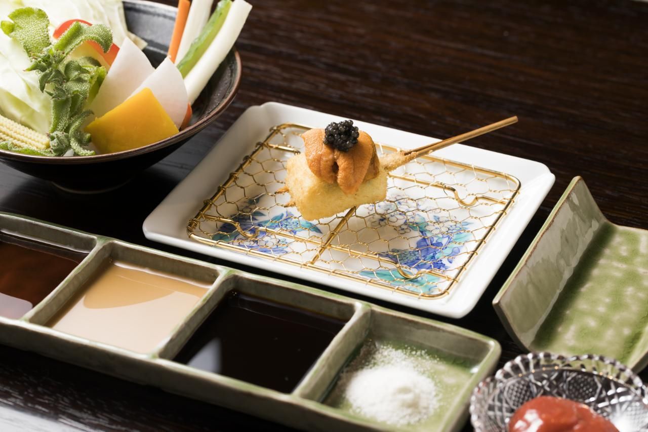 【16개 코스】샤토 브리안이나 인기 꼬치와 계절의 식재료를 담은 특제 코스