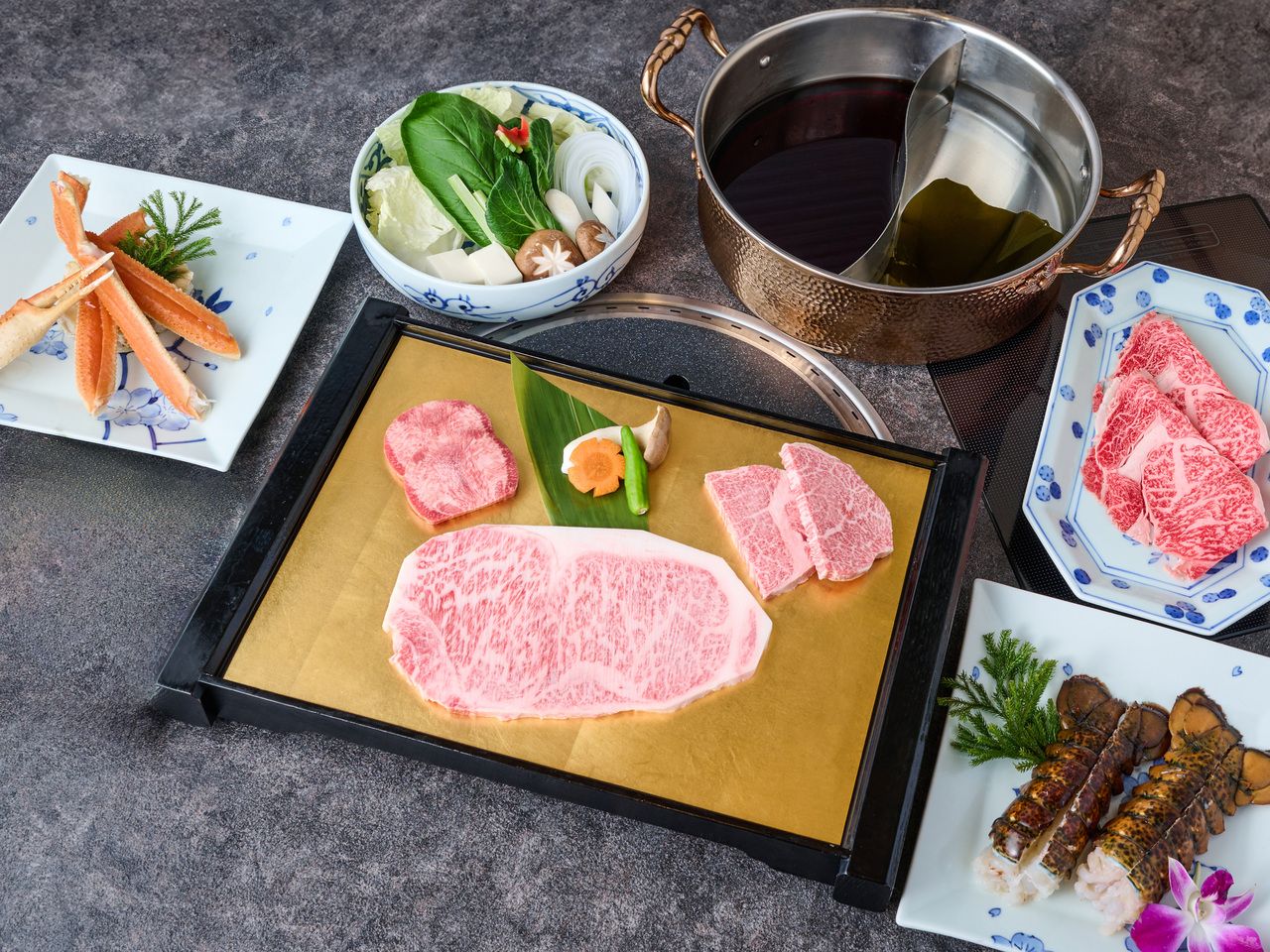 บาร์บีคิว “คอร์สมัตสึซากะ” รับประทานได้ไม่อั้นพร้อมเครื่องดื่มไม่อั้น (120 นาที) รวมเนื้อวากิวมัตสึซากิ ปูต้ม และกุ้งมังกร
