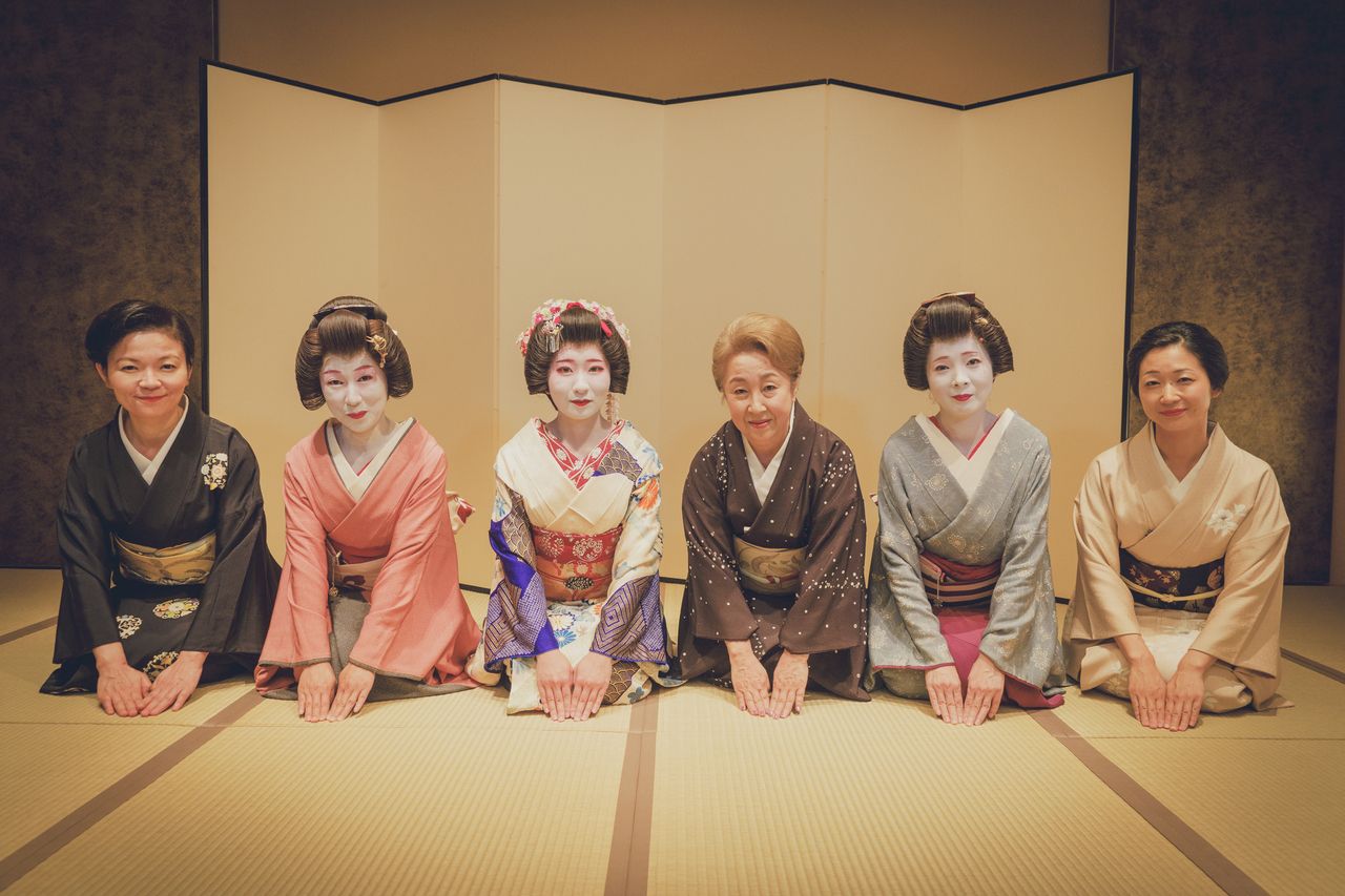 3時間芸者宴会プラン（飲み放題）　　芸者衆1人