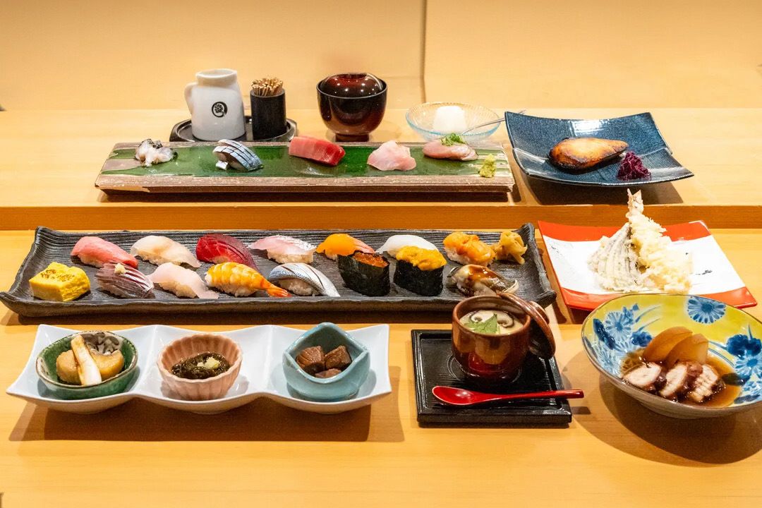 ≪特選・鈴な凛会席≫全24品 お鮨は特選握り・極上逸品のプレミアムコースプラン