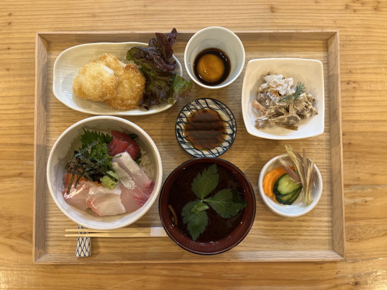 HACHI Set Meal Seafood Bowl Saturday and Holiday Only