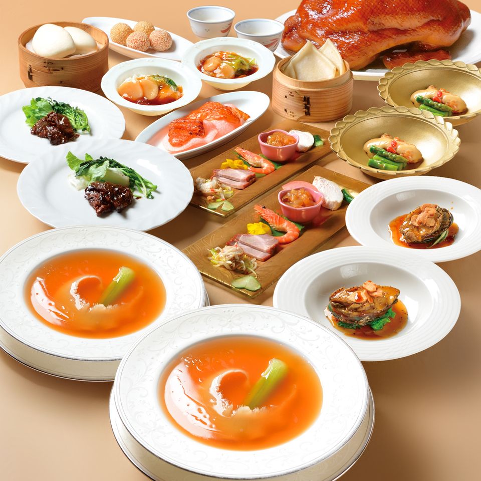 【午餐】ARASHIYAMA course、北京烤鸭、迷你鱼翅汤、近江牛等7道菜