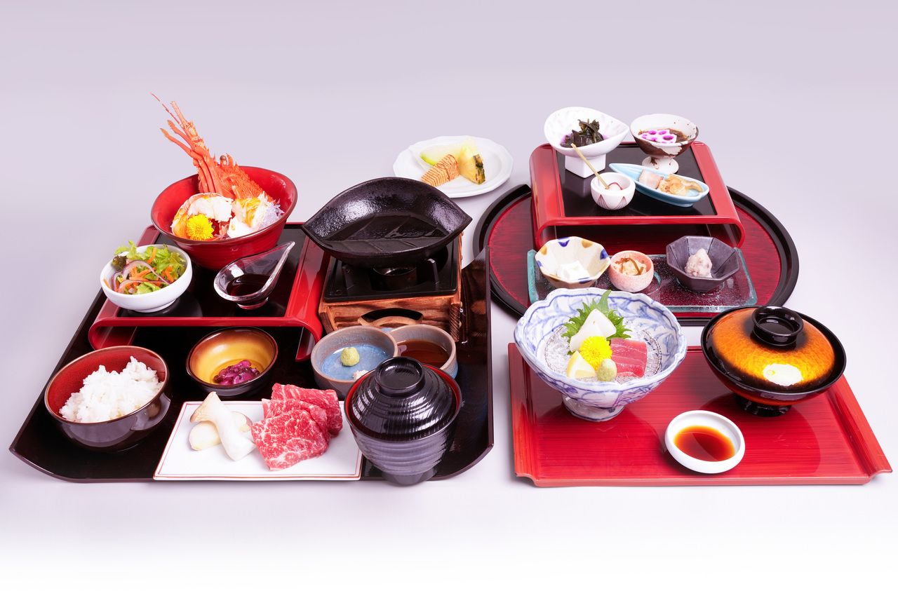 [Kuwachi Gozen] ~ຊີ້ນງົວດຳຂອງຍີ່ປຸ່ນ, ກຸ້ງກ້າມ ແລະ ຊາຊິມິ~