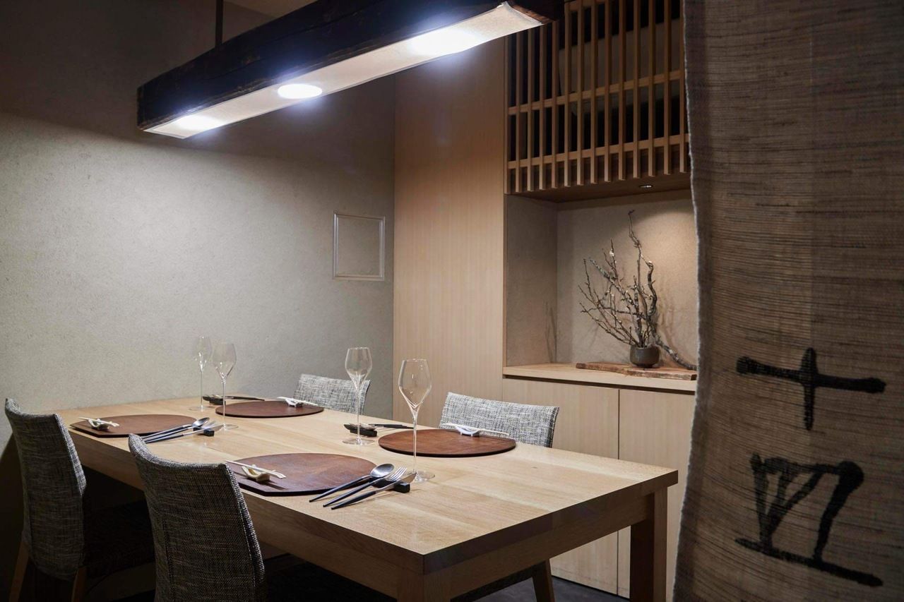 【個室】季節の食材と粋な器で奏でるランチ十皿コース