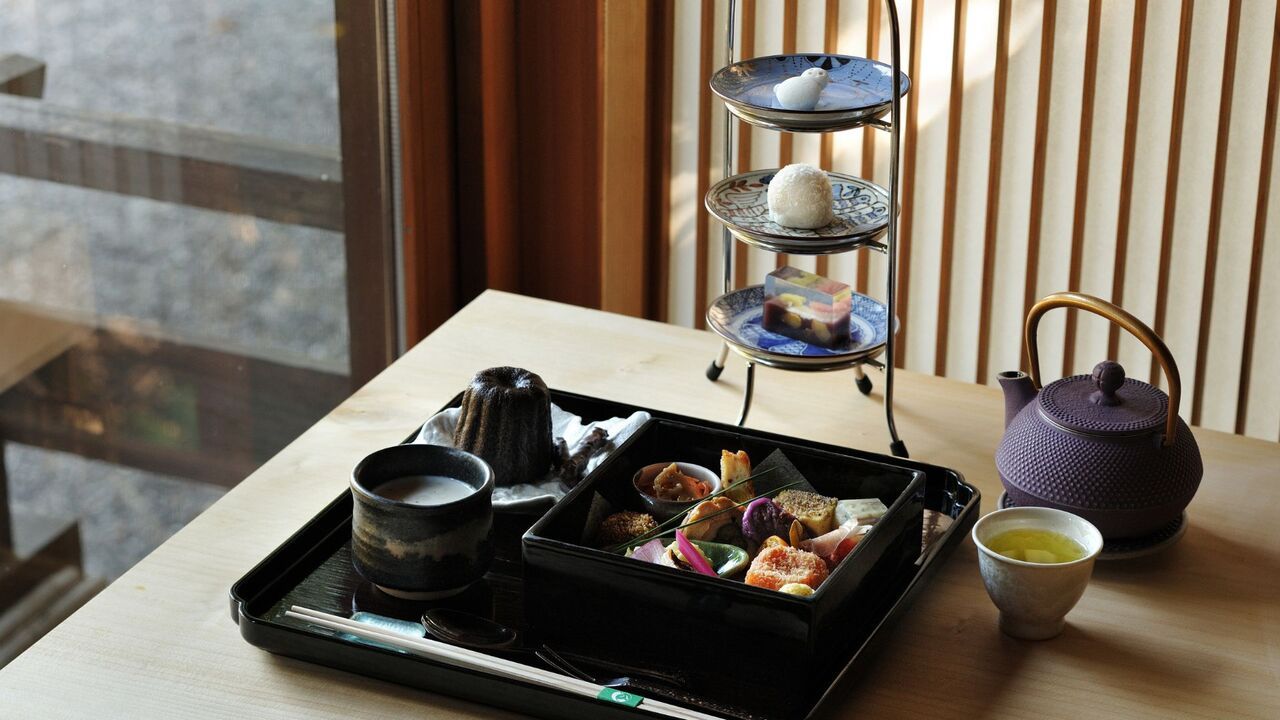 JAPANESE AFTERNOON TEA SET & Matcha Green Tea for Weekends 