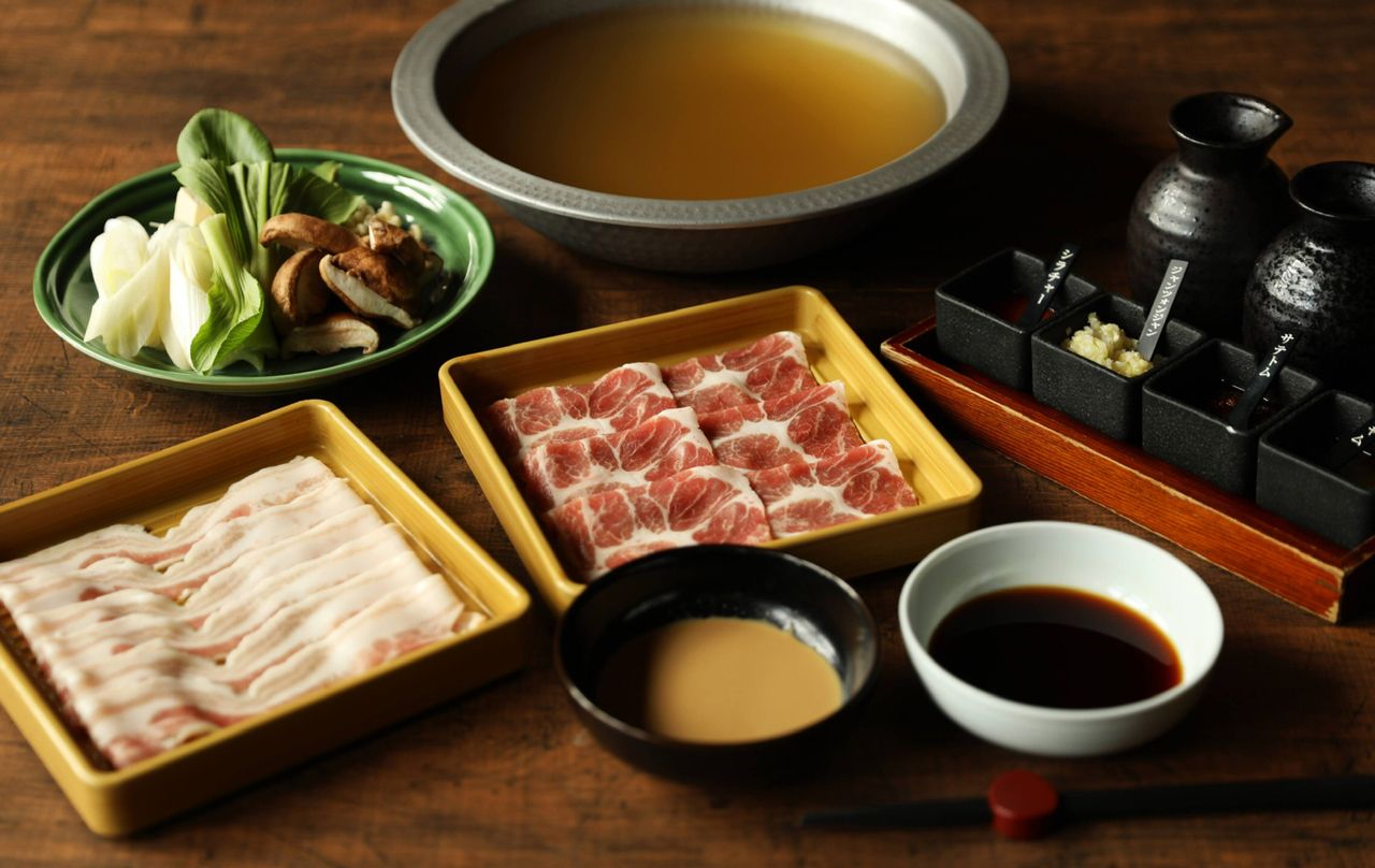 [Bữa trưa các ngày trong tuần] Món thịt lợn nội địa