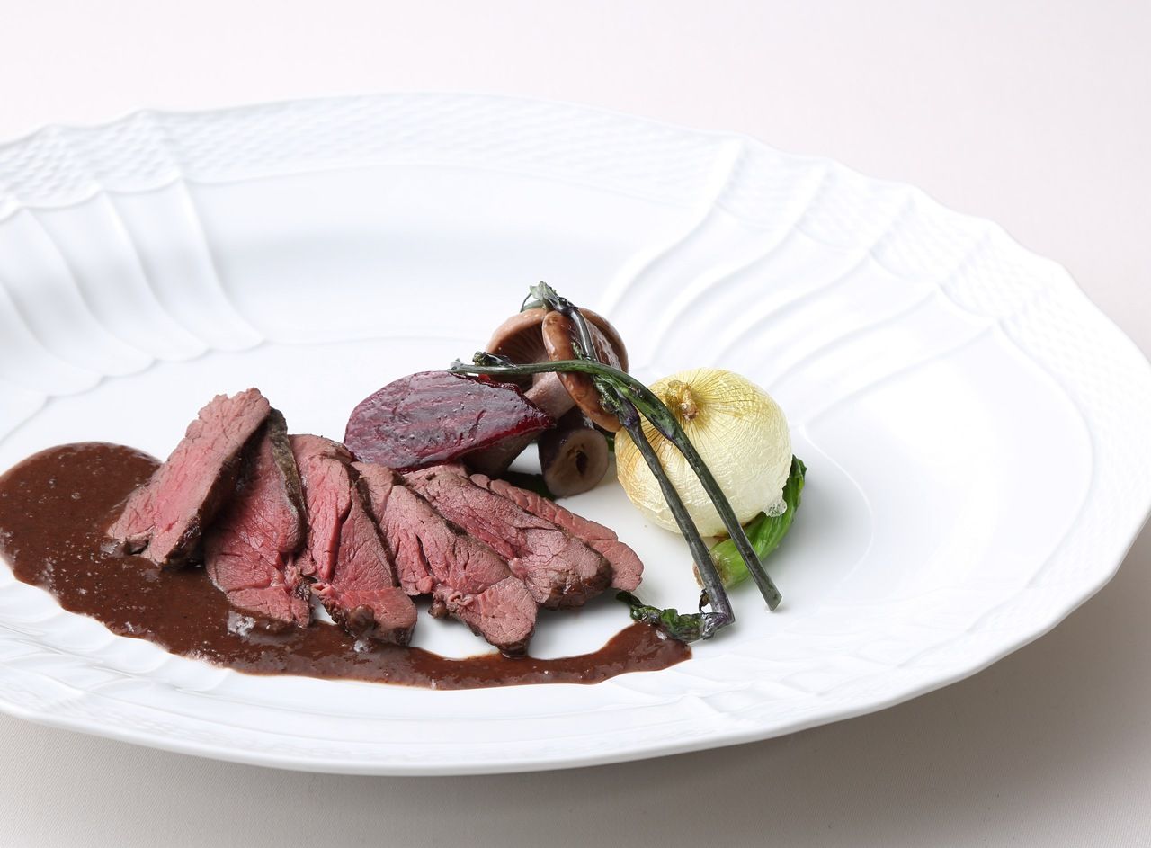 【ランチ・ディナー共通】おまかせ特別コース　￥25,000～ 