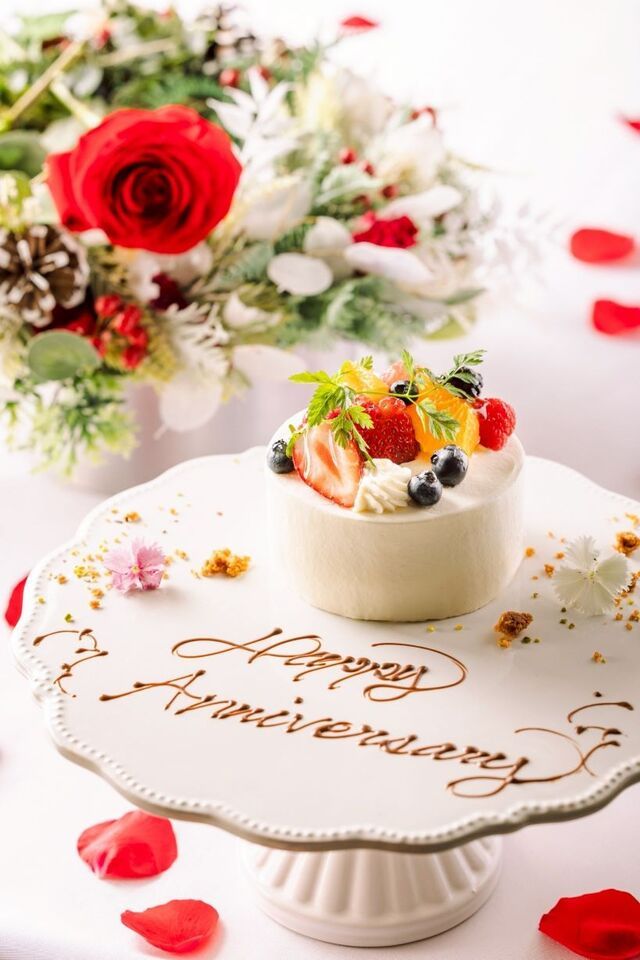 【Dinner Anniversary Course】Tボーンステーキ、ホールケーキ含む全８品＋乾杯スパークリング付き！
