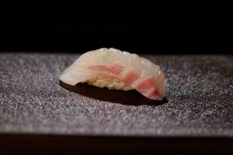 [午餐]主廚搭配（約17道菜）
