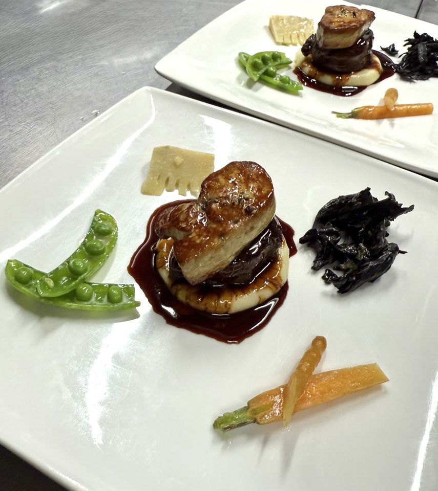 [Reservation only] Beef fillet & lobster course (4 people)