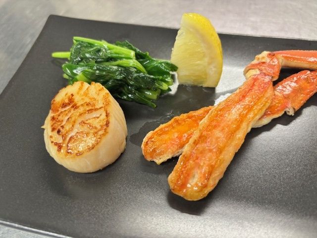 Snow Crab and Scallop Steak Course