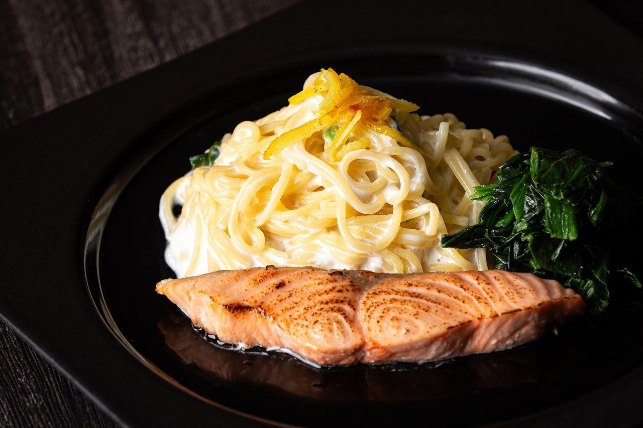 Web special: Salmon pasta in a rich yuzu‑scented cream sauce — lunch set (includes 1 drink)