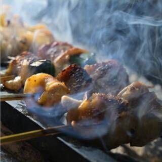 [Carefully Selected Yakitori 8-Skewer Course] A total of 11 dishes to enjoy to your heart's content, including Hinai Jidori, Shingen Chicken, Himekko Jidori, and Date Chicken, all grilled over charcoal.