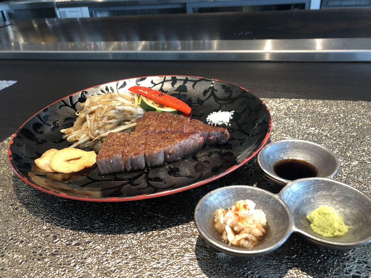 A relaxed way to enjoy Kuroge Wagyu (Sendai Beef) — 《大地‑Daichi‑》 6-course menu