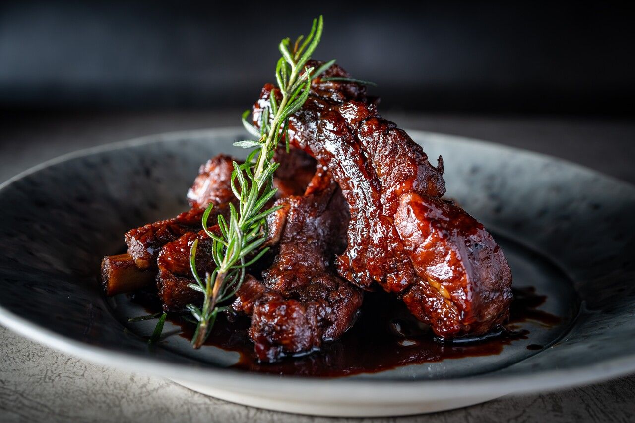 [อาหารค่ำราคาคงที่] "คอร์ส B"