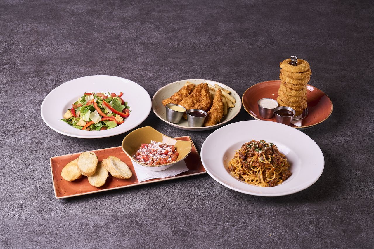 ¥2,000 Food Course Add ¥2,000 for All-You-Can-Drink (Excludes Beer)