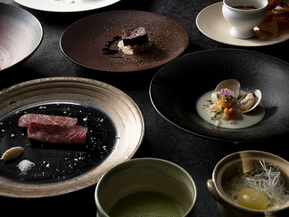 [Anniversary Plan] A private course with a toast and a special message dessert