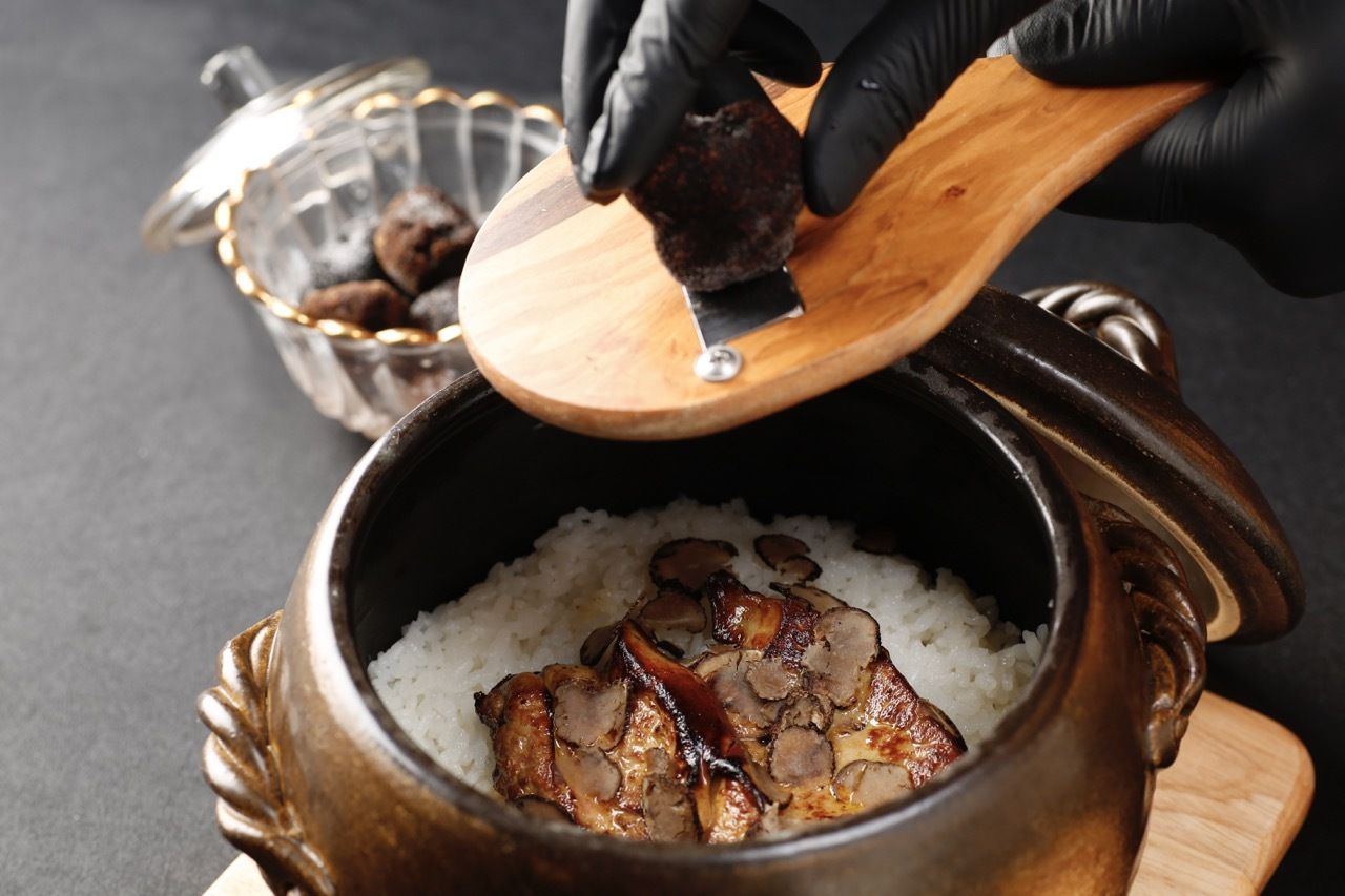 [Special Omakase Course] Our top-class course including our specialty, salted sirloin with green onions, Chateaubriand, and clay pot rice with truffles and foie gras [12 dishes in total] 