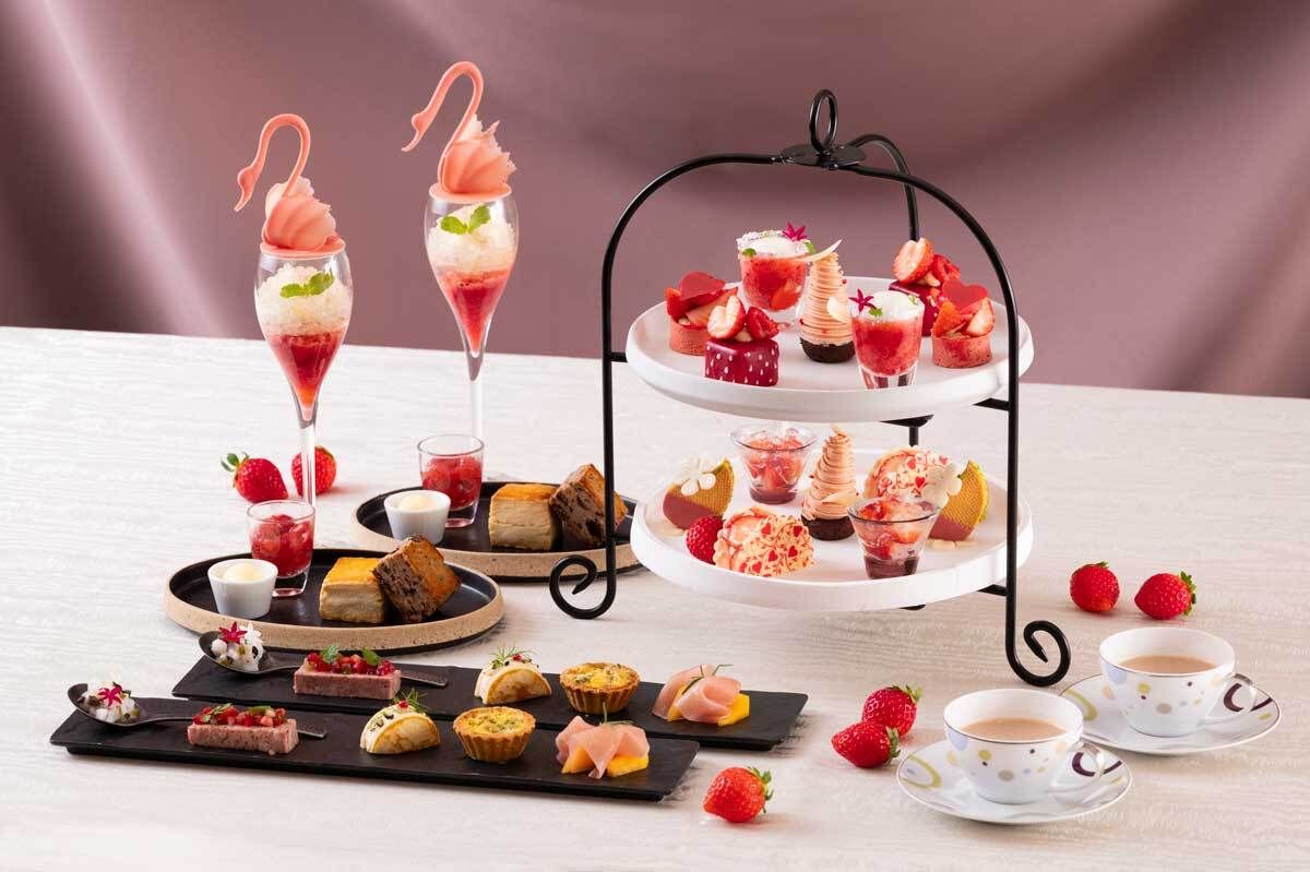 アフタヌーンティーセット　土日祝日　~冬に舞ういちごたち~