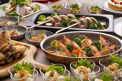 [Sundays and Holidays] Lunch Buffet (Adult)